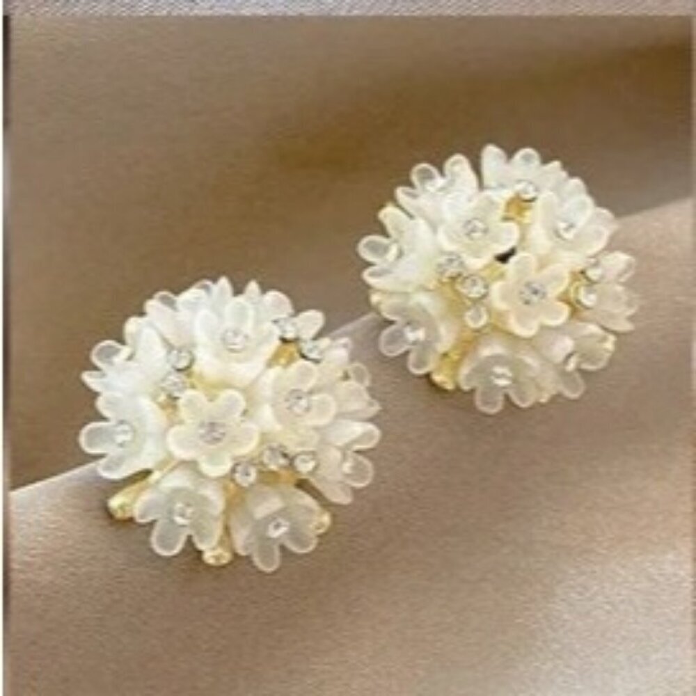 White Gold Rhinestone Floral Large stud earrings Wedding Holiday Party New Year